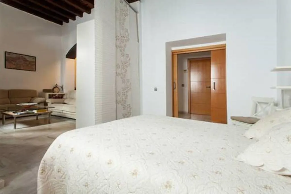 Apartment Sevilla Bustos Tavera Vft Spain